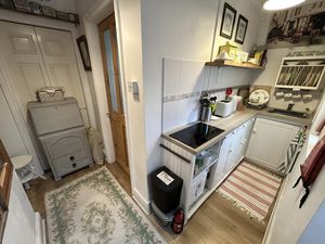 Photo 9- click for photo gallery